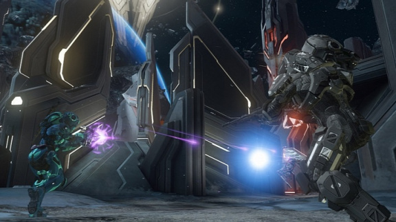 Tři nové mapy pro Halo 4 přinesou boje nablízko