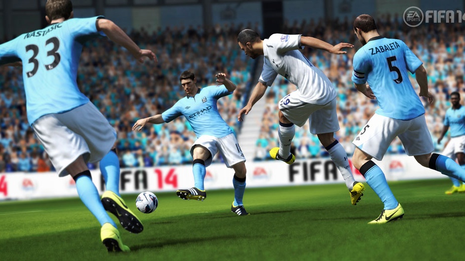 FIFA 14 přinese mimo jiné i skauting a realistický míč - UPDATE
