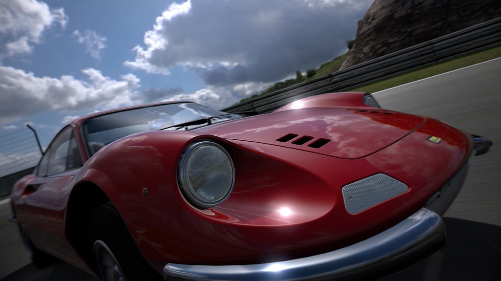 Videa z Gran Turismo 6 jdou pod povrch hry a na povrch Měsíce