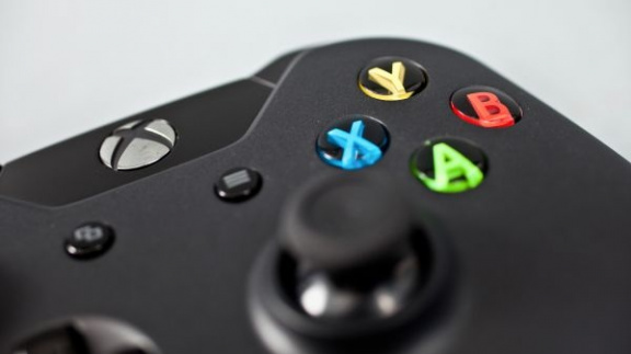 Xbox One hry budou vázány na profil, bazarový prodej bude nějak fungovat