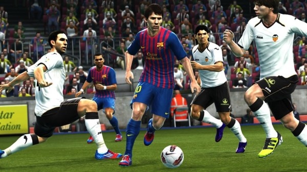 Obsáhlé video představuje novinky ve fotbálku PES 2014