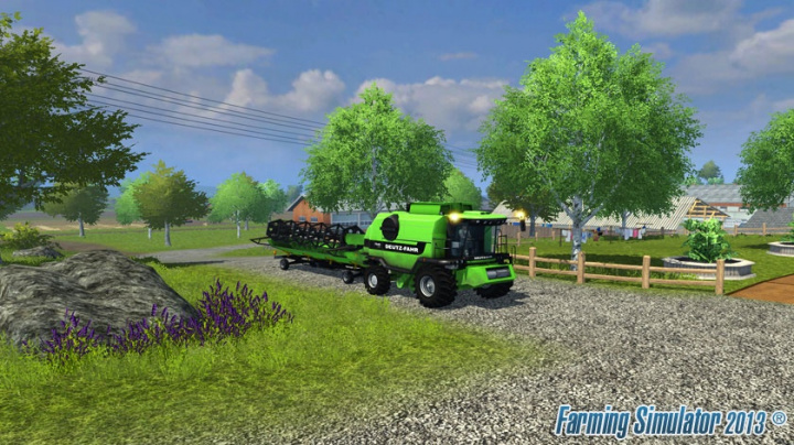 Traktory, lacláče a slepice v traileru na konzolový Farming Simulator