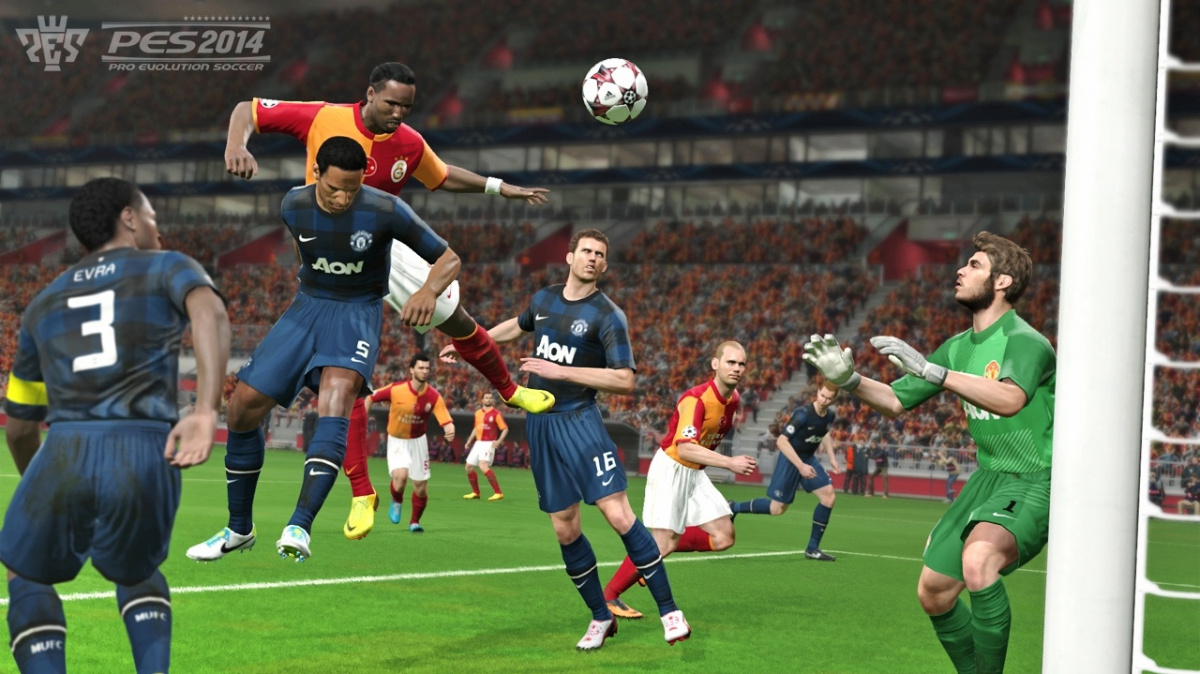 Kompletní multiplayerovou nabídku PES 2014 odemkne až 2. patch