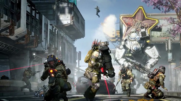 Atlas je bojová klasika, jak ukazuje video z Titanfall