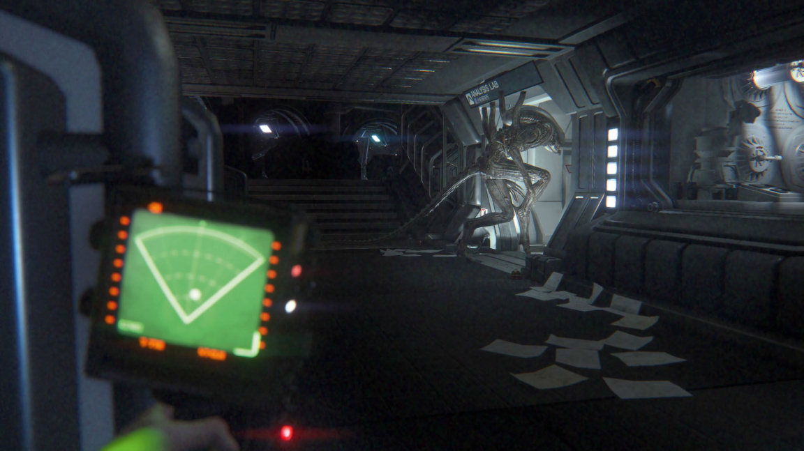 Vetřelec v Alien: Isolation se chová tak, aby hráče nenechal v klidu