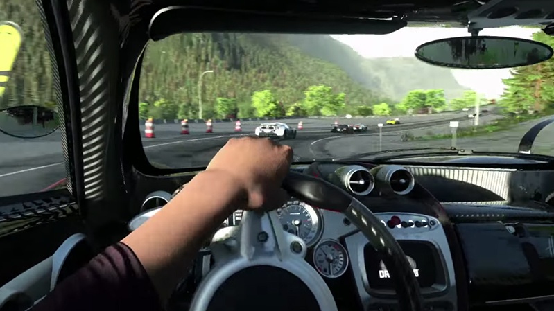 Takový normální závod na videu z Driveclub