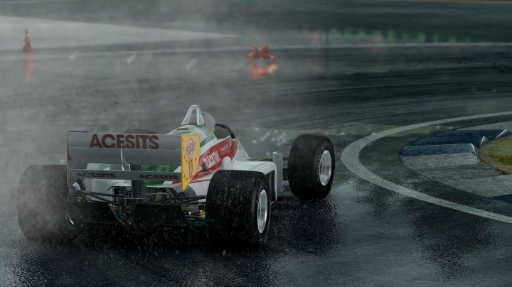 Realistickým počasím se vedle Driveclub chlubí i Project CARS