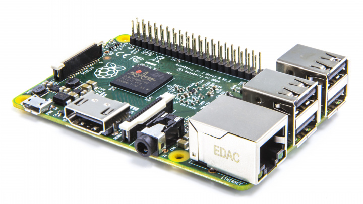 Druhá generace mikropočítače Raspberry Pi nabízí šestkrát vyšší výkon
