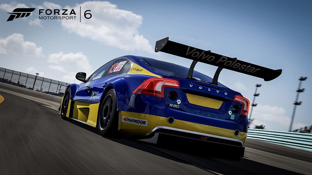 Forza 6 v novém traileru projíždí evolucí herního závodění