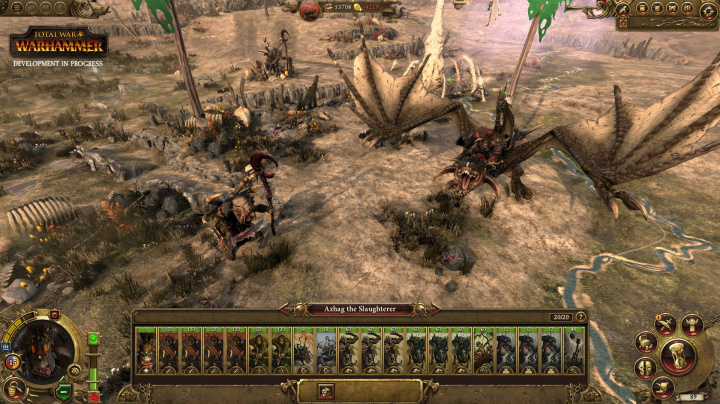 Total War: Warhammer předvádí bitvu mezi Azaghovou hordou a armádou Bretonnie