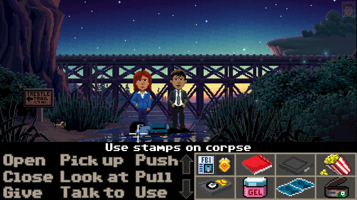 Thimbleweed Park od tvůrců Monkey Islandu nápadně připomíná pixelartové Twin Peaks