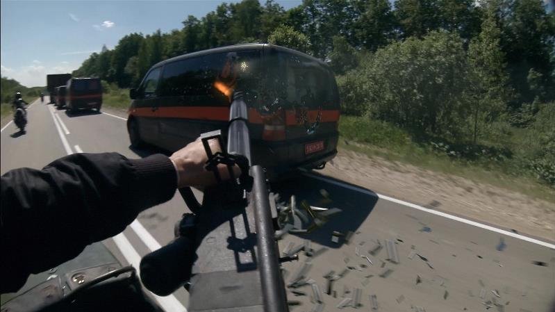Hardcore Henry baví tak, jak sliboval. A možná i víc