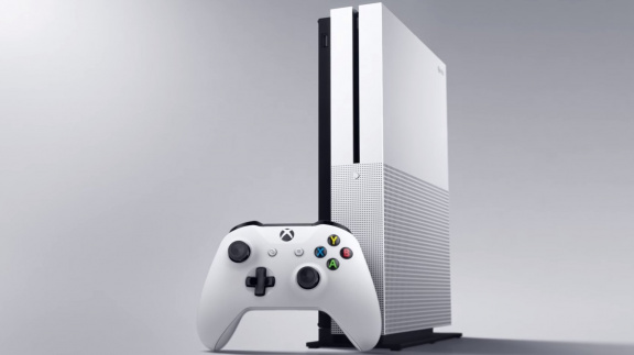 Microsoft představil zmenšenou S verzi Xboxu One a příští rok vydá nadupaný Scorpio