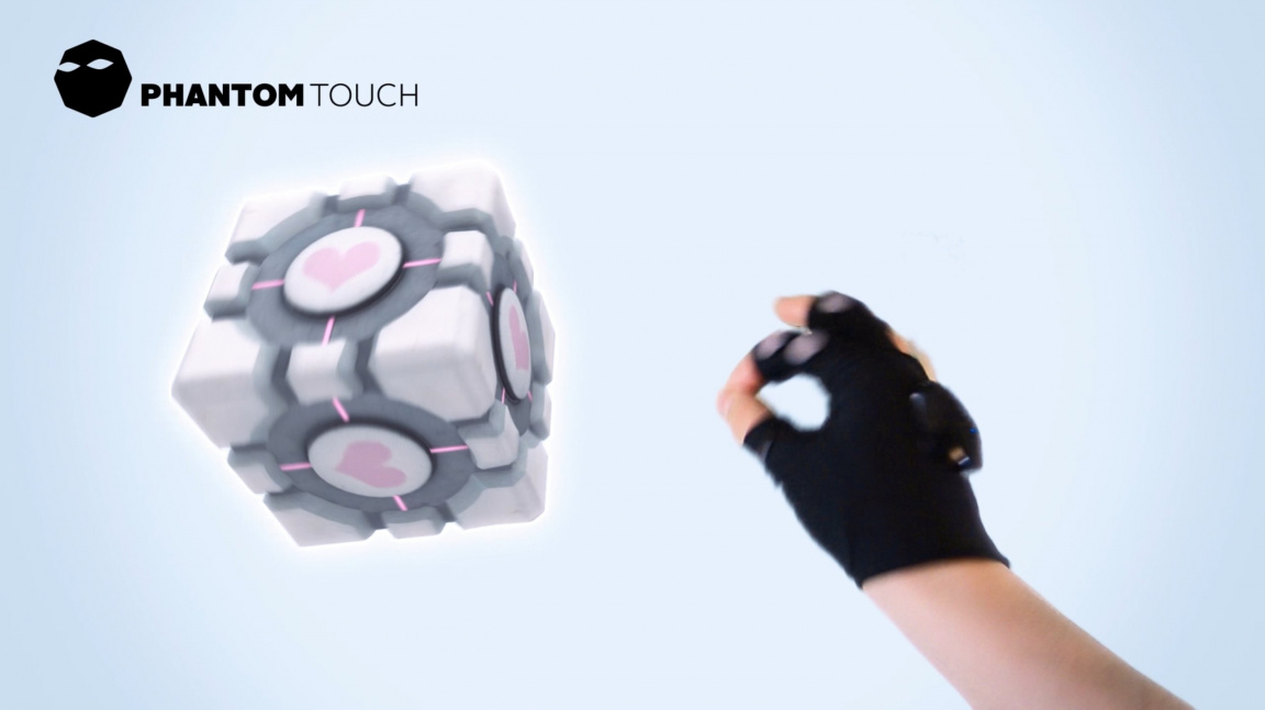 Phantom Touch je český projekt rukavice pro augmentovanou realitu