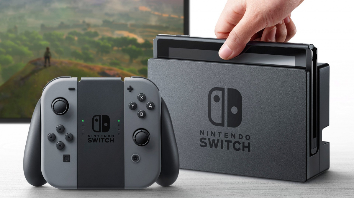Switch láme prodejní rekordy, kraluje už 22 měsíců v řadě