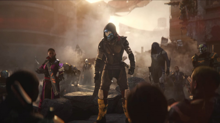 Sarkastický Nathan Fillion představuje Destiny 2, která se v září objeví i na PC