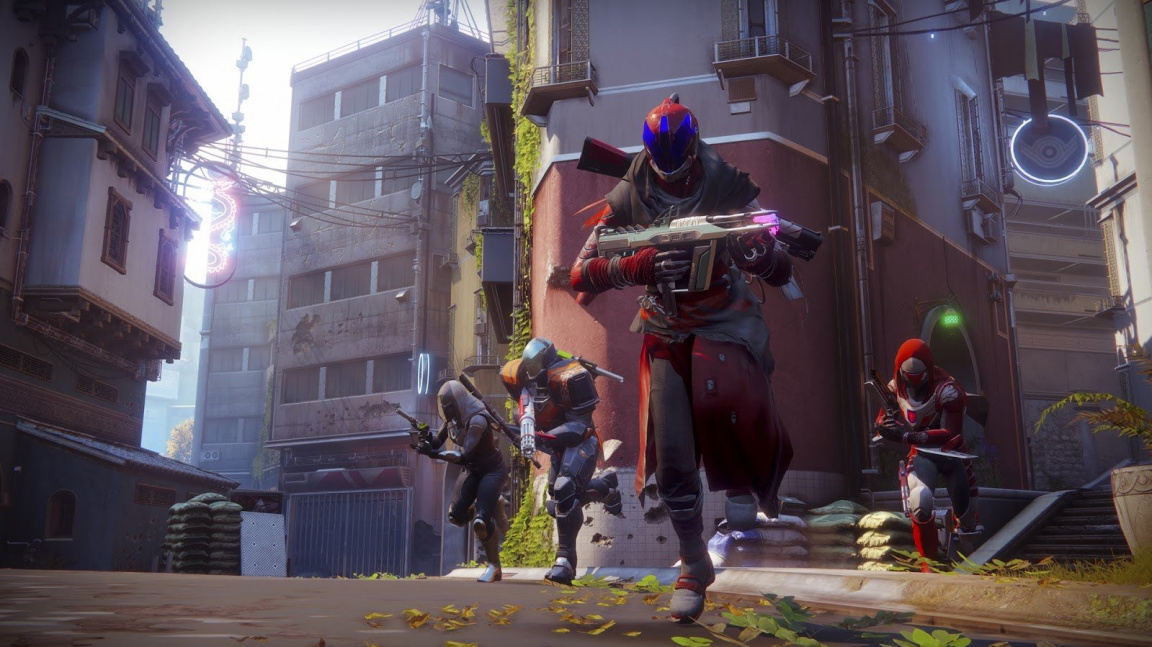 Destiny 2 představuje několik planet a klanový systém