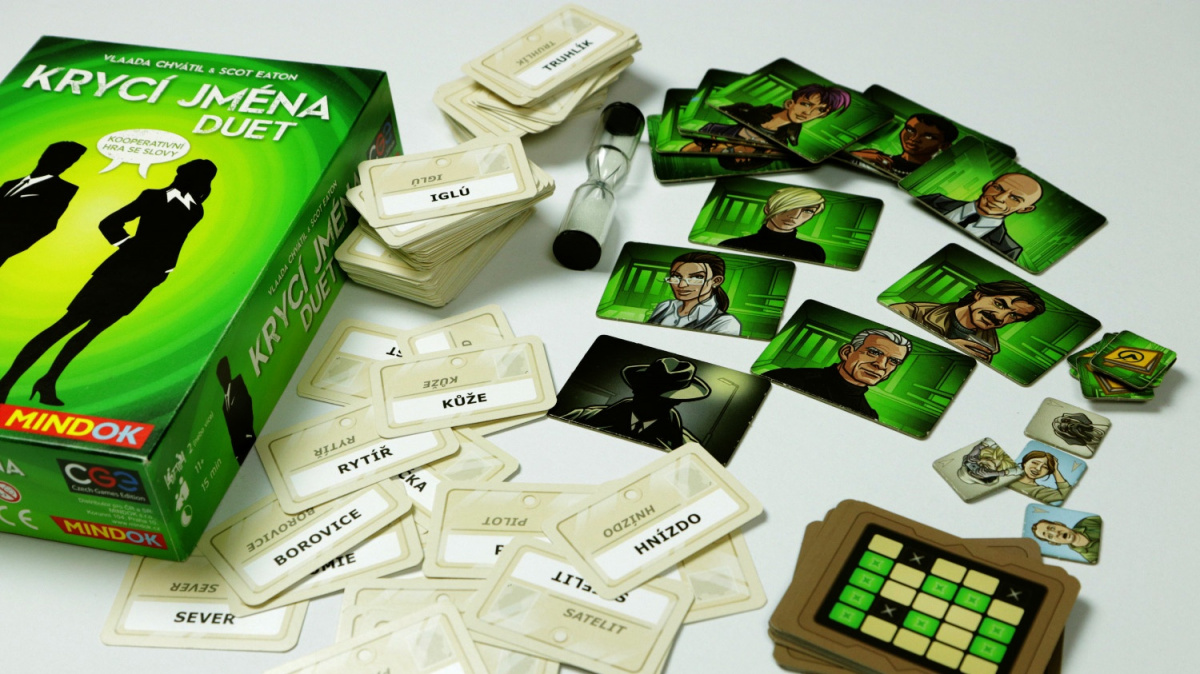 Česká pecka Krycí jména je na internetu zdarma. I v kooperační verzi Duet