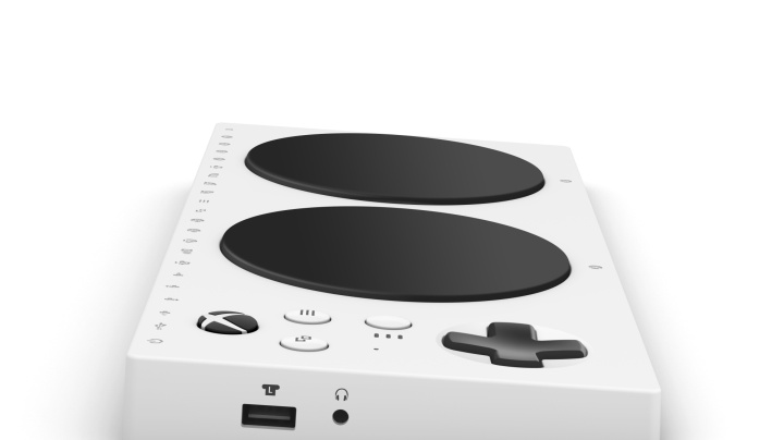 Xbox Adaptive Controller