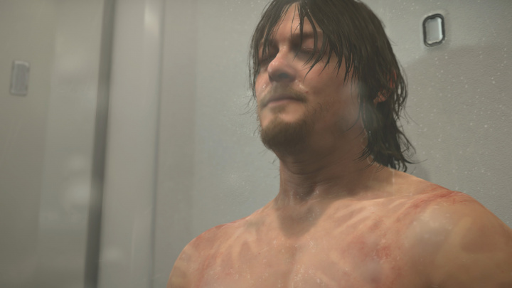 Nové video z Death Stranding ukazuje, že zírat lidem do rozkroku je neslušné