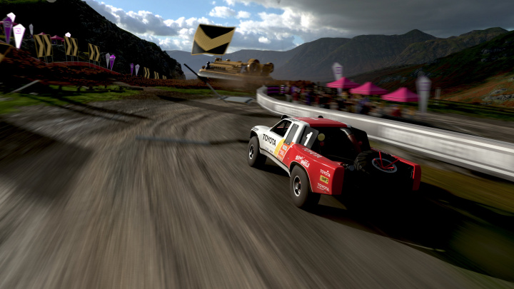 Forza Horizon 4 po dnešním updatu začíná připomínat Trackmanii