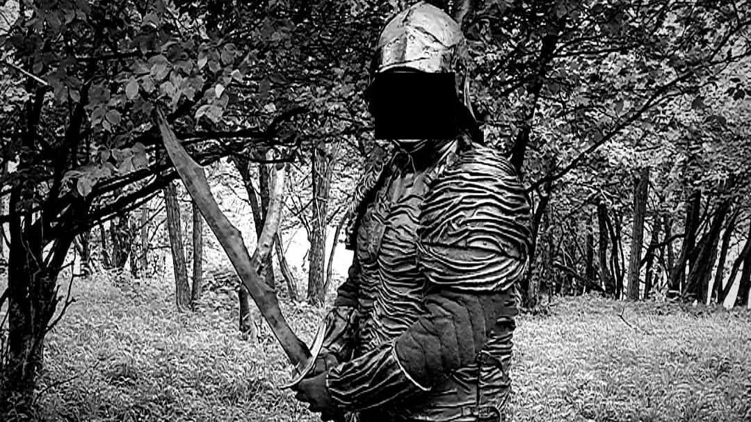 Unikly obrázky nilfgaardského brnění ze seriálu Zaklínač, fanoušci nejsou zrovna spokojení