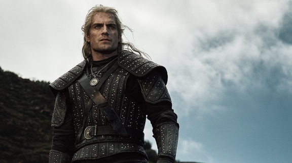 Prohlédněte si seriálového Geralta, Ciri a Yennefer na oficiálních fotkách