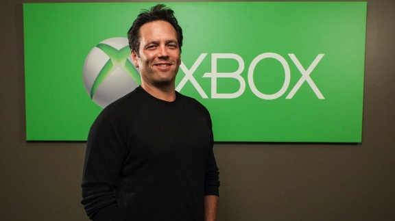 Šéf Xboxu Phil Spencer si pochvaluje DualSense. Možná se jím inspirují jejich vlastní ovladače