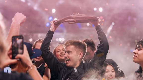 Tým OG si jako první připisuje druhé vítězství v řadě na největším turnaji v Dotě