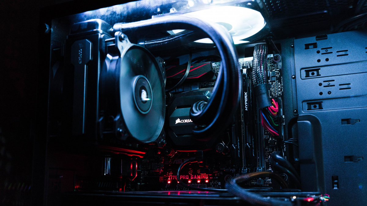 Herní počítač do 12000 Kč, 30000 Kč a výše (nové sestavy s Ryzeny 3000 a AMD Navi)