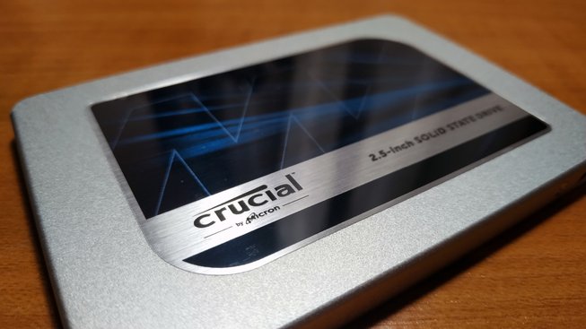 SSD Crucial by Micron