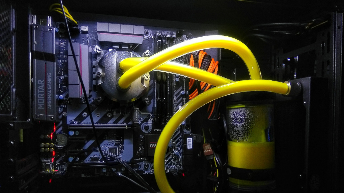 Stavíme vánoční PC sestavy. Herní počítač od 13000 Kč až po high-end