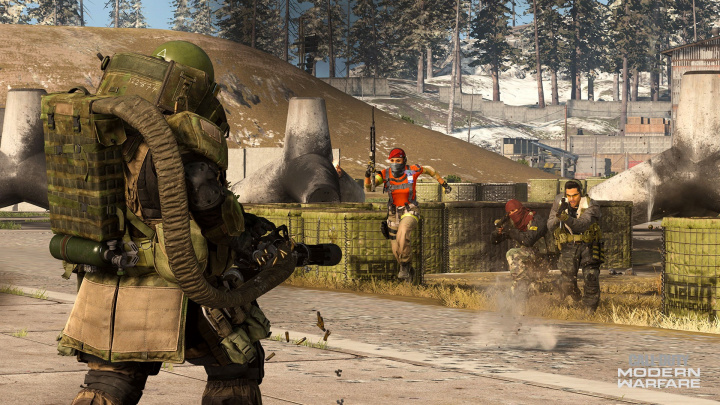 Battle royale Call of Duty Warzone zavádí zápasy pro 200 hráčů