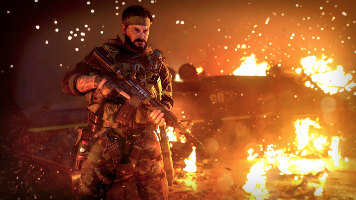Hráči v Call of Duty přes léto utratili za mikrotransakce čtyřikrát tolik, co loni