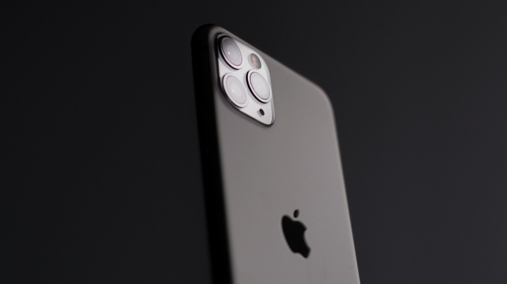 Black Friday u Mobil Pohotovosti srazil ceny iPhonů i herního smartphonu OnePlus