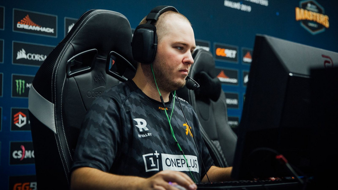 Flusha usvědčen z daňových podvodů, hrozilo mu vězení