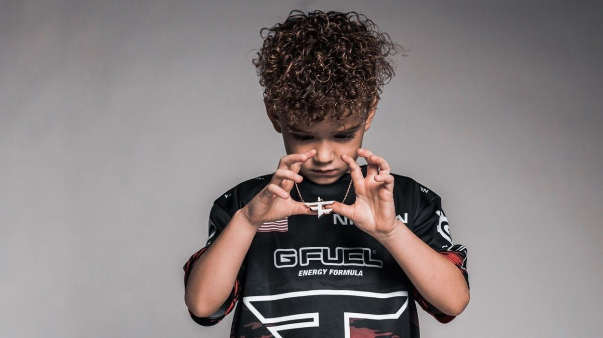 Šestiletý hráč Warzone pláče na kameru ve lživém virálním videu