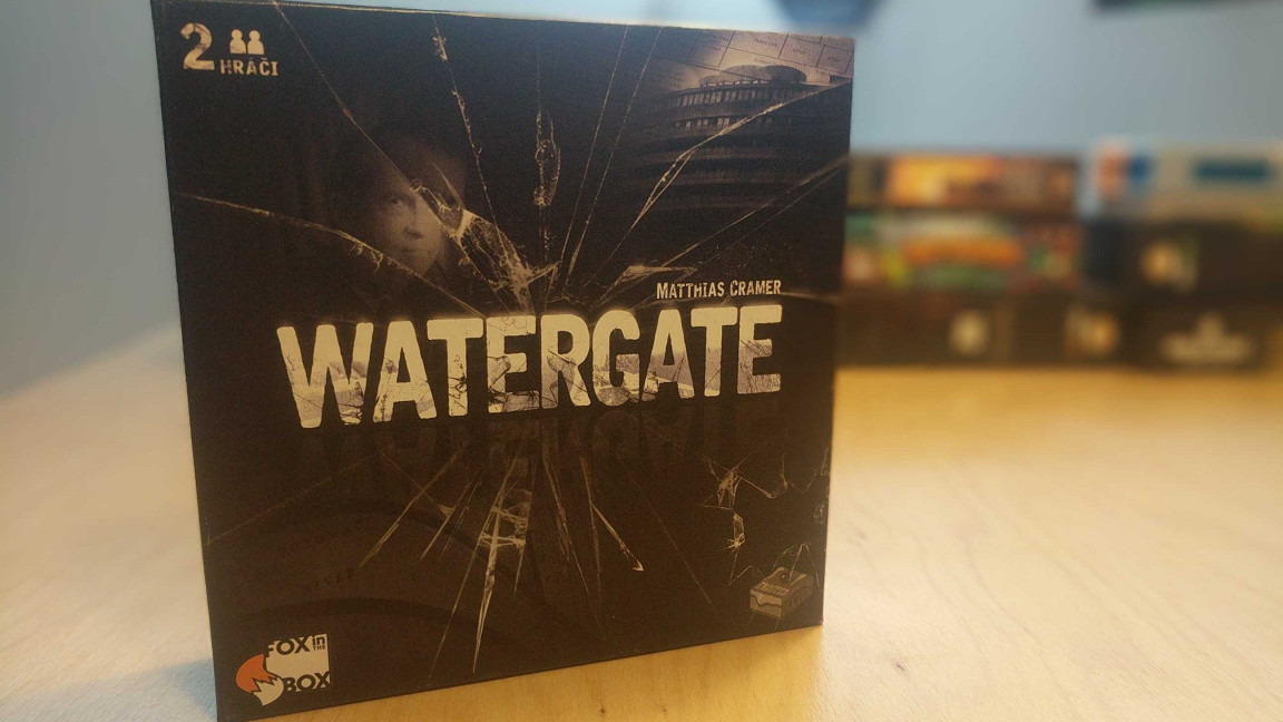 Deskovka Watergate – recenze skvělého duelu na pozadí politického skandálu