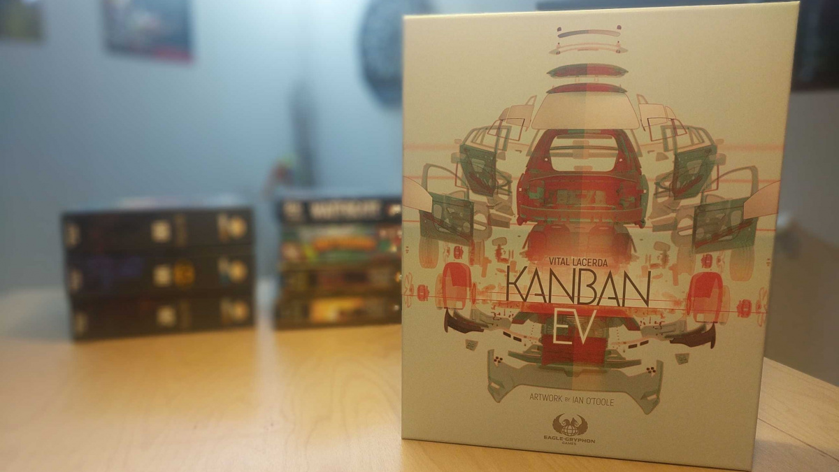 Deskovka Kanban EV – recenze grandiózní simulace automobilové fabriky