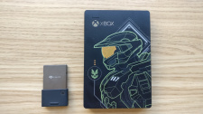 Externí disk Seagate pro Xbox v designu Halo Master Chief