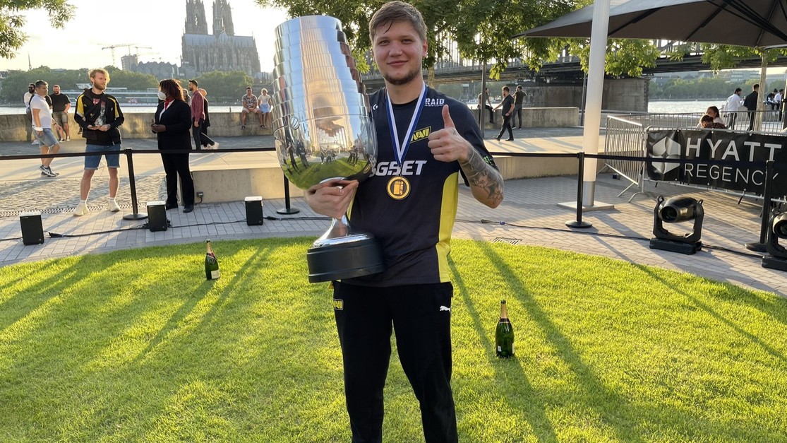 Věhlasný CS:GO tým Natus Vincere ovládl šampionát IEM Cologne 2021