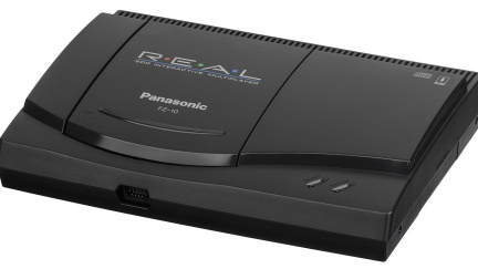Konzole 3DO ve verzi Panasonic FZ-10 od Panasonicu.