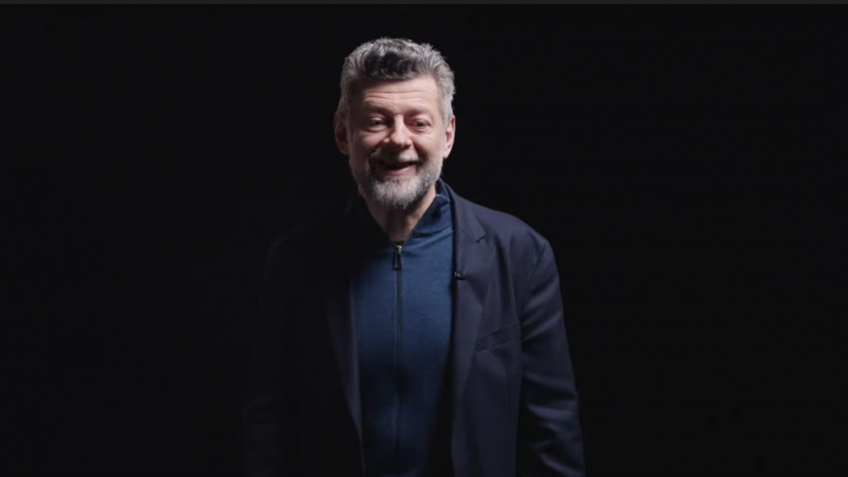 Tajemné video s Andym Serkisem gratuluje hráčům k neznámé platinové trofeji