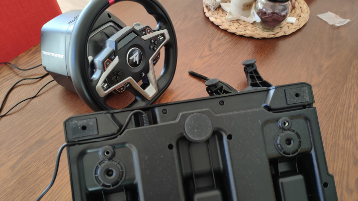 Thrustmaster T248