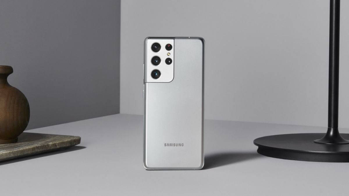 Vlajkový Samsung levnější o 7 500 Kč. Povánoční výprodej srazil ceny nejlepších telefonů