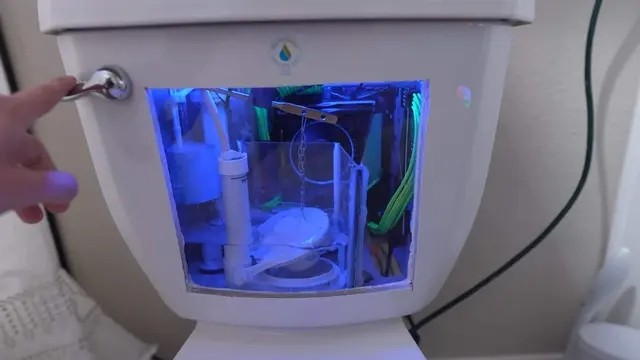 YouTuber vytvořil ze záchodu herní počítač