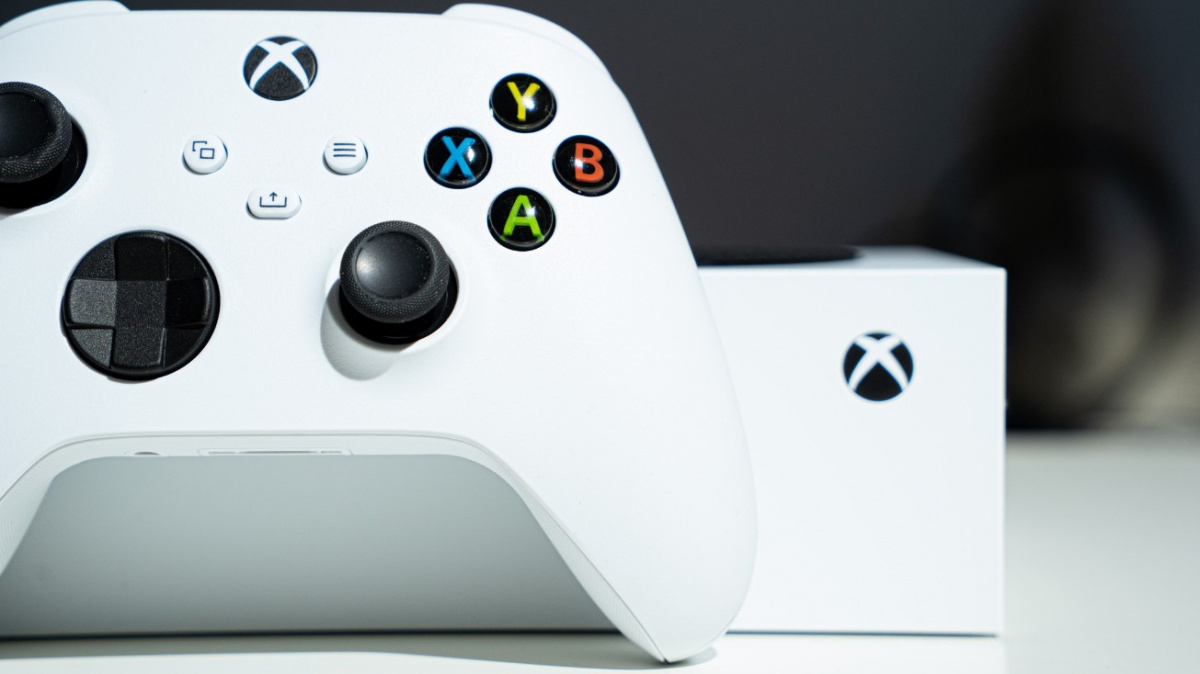 Zahrajte si stovku her. Vyměňte starý XBOX za nový a získejte Ultimate Pass jako bonus