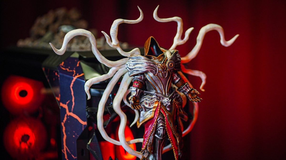 CZC představilo pekelné CZC.RTX Diablo PC, které posvětil sám Blizzard