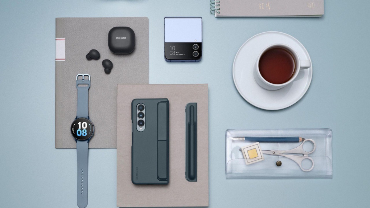 Čím víc, tím míň. Na setu telefonu a hodinek Samsung ušetříte 8 500 Kč