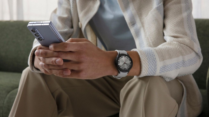 Vlajkovky od Samsungu jsou o 10 tisíc výhodnější. Balík ušetříte i na tabletech a hodinkách